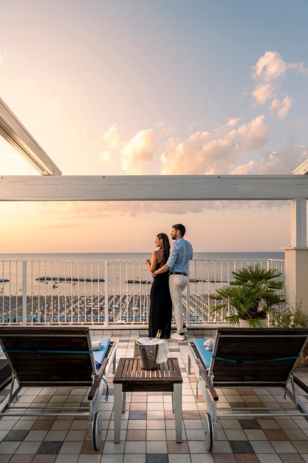 Luxor Beach Boutique Hotel קאטוליקה מראה חיצוני תמונה